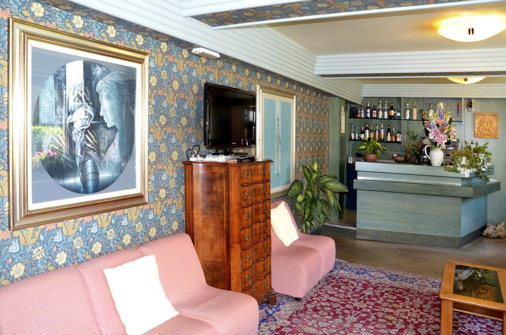 Hotel Cervo ボルミオ エクステリア 写真